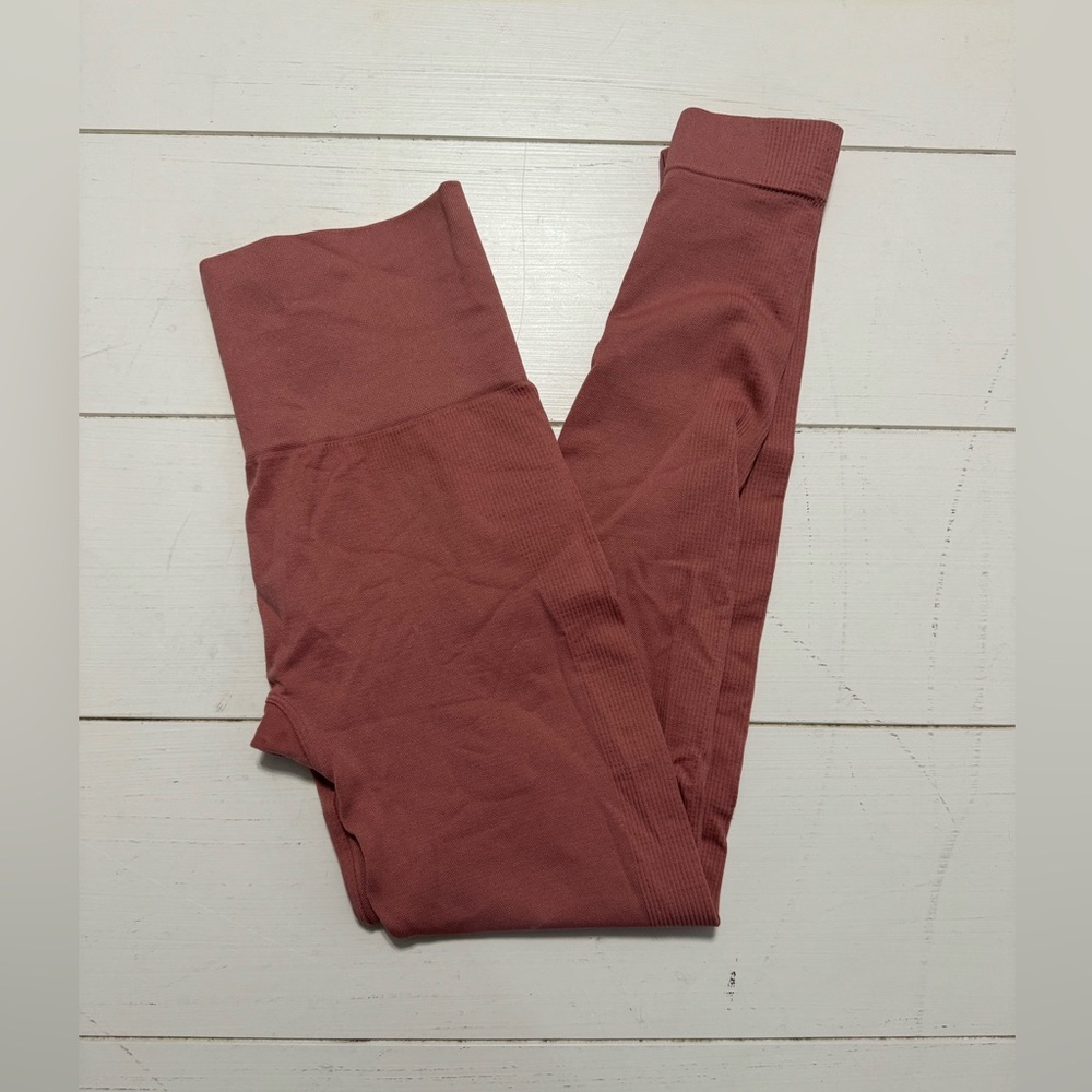 Set Active x Ouai Leggings